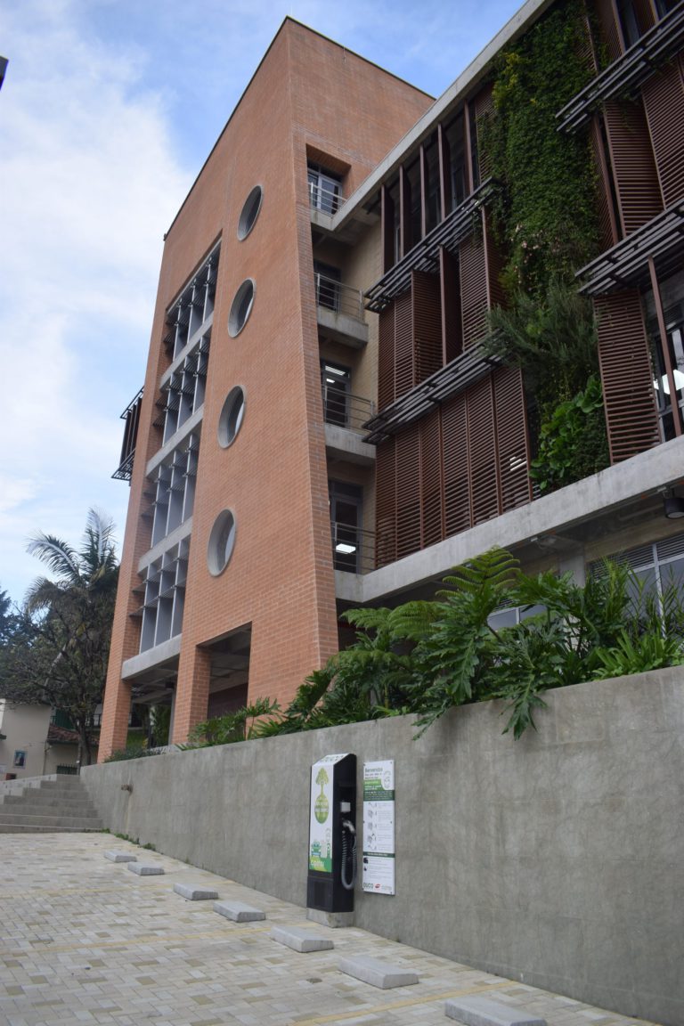 Ed. Innovamater Universidad Católica de Oriente Indural